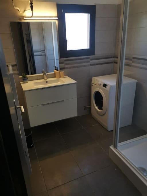 Haut De Villa Renovee En 2023 Saint-Maime Luaran gambar